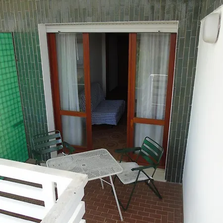 Condominio Bruna Apartment *